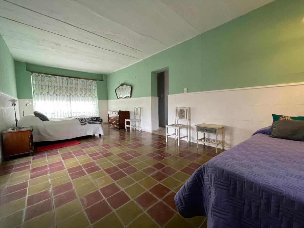 Chacras De Azcona Hosteria Асуль Екстер'єр фото
